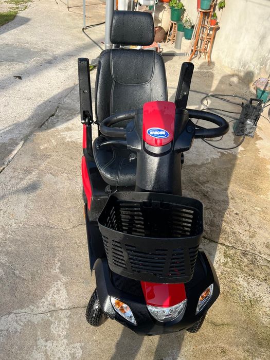 Scooter Orion Metro de Mobilidade Elétrica