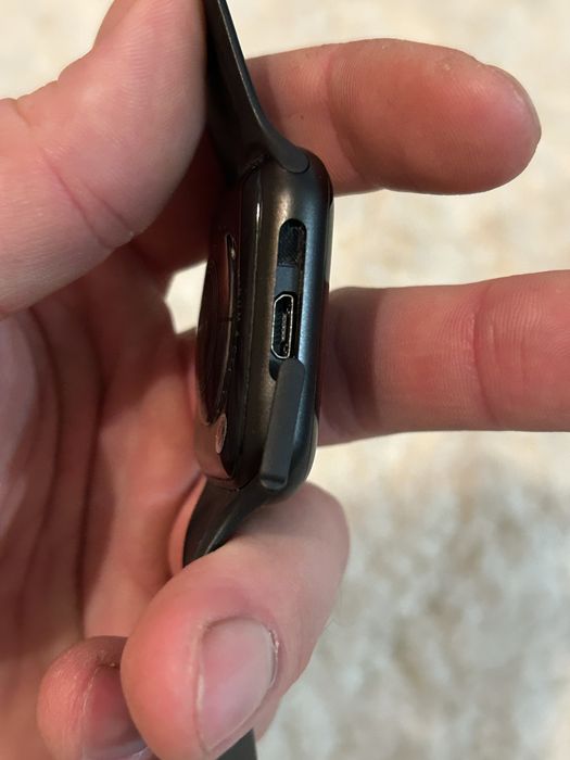 Smartwatch 44mm – sport, puls, ekran dotykowy