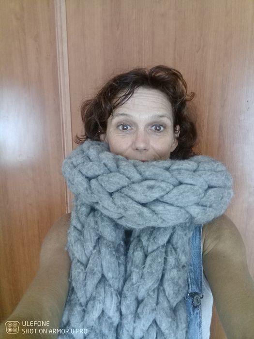 Cachecol único de pura lã Merino que nunca mais acaba