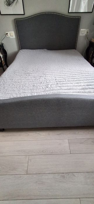 Łóżko tapicerowane 140x200