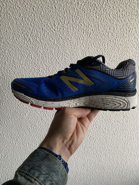 Tenis corrida New Balance 860 v8 edicao especial NY Marathon