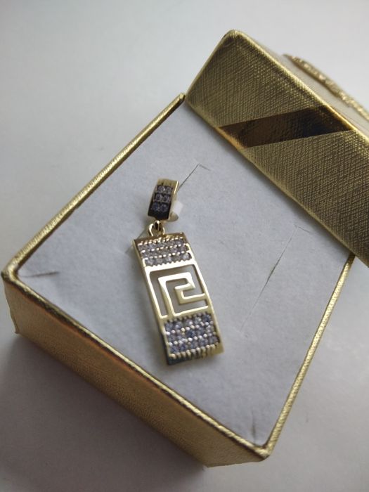 Złoty wisiorek z cyrkoniami, grecki motyw złoto 585  968