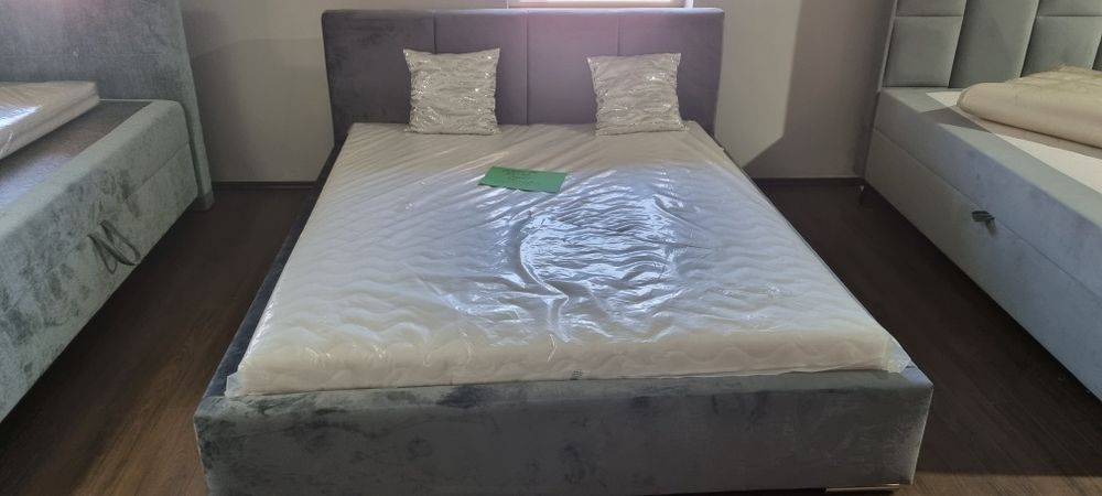 Wyprzedaż łóżka tapicerowanego 160x200