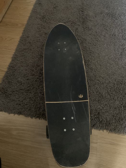 Skate surfskate Carver yagodora