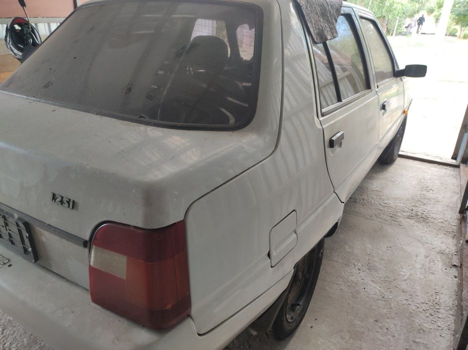 Автомобіль славута
