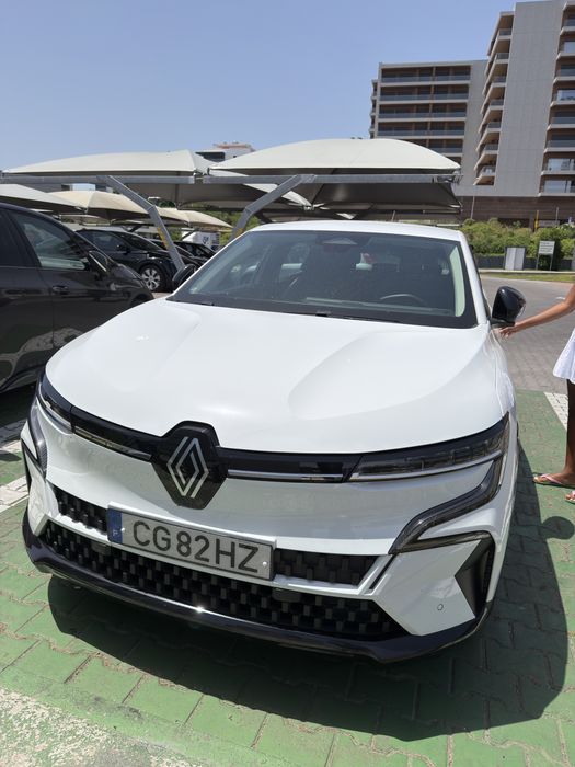 Alugo Renault Megane E  tech