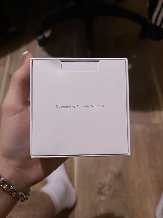 AirPods Pro (2nd generation) with MagSafe Charging Case (USB-C)