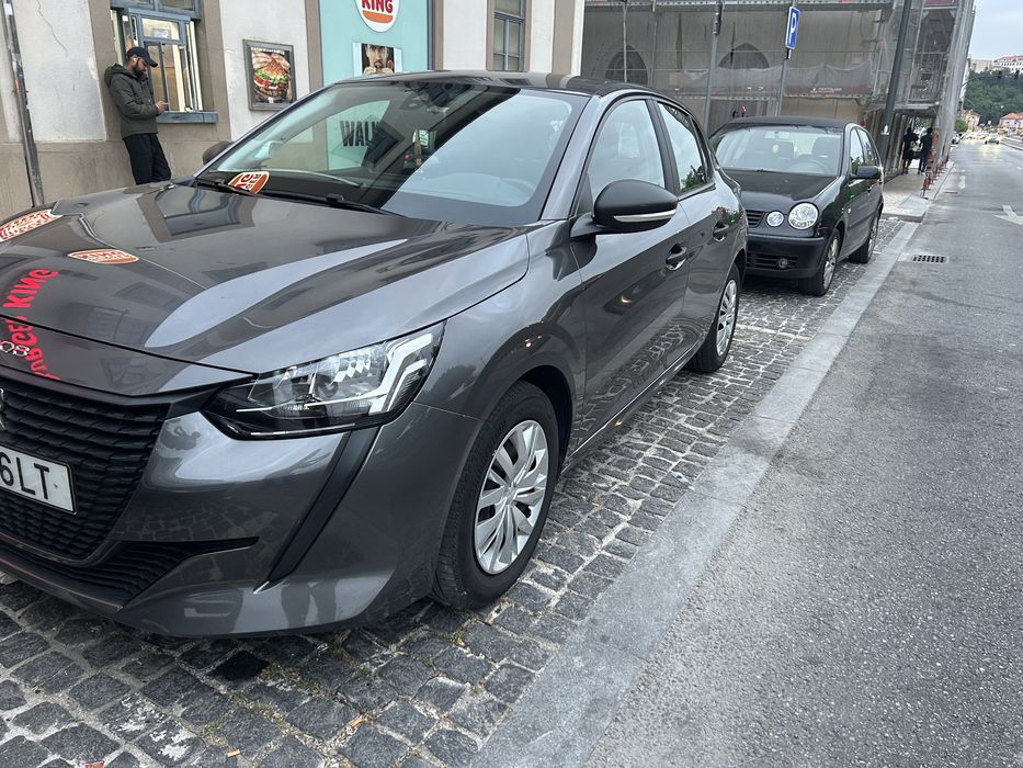 Peugeot 208 — fotografia 7