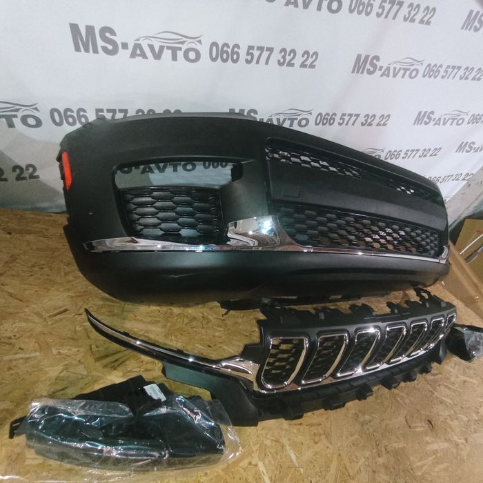 Бампер основний передній Jeep Grand Cherokee WL 22-