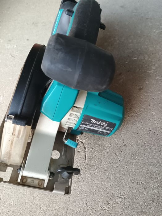 Pilarka do metalu DCS 551 + Aku 5,0 ah 18 V przecinarka