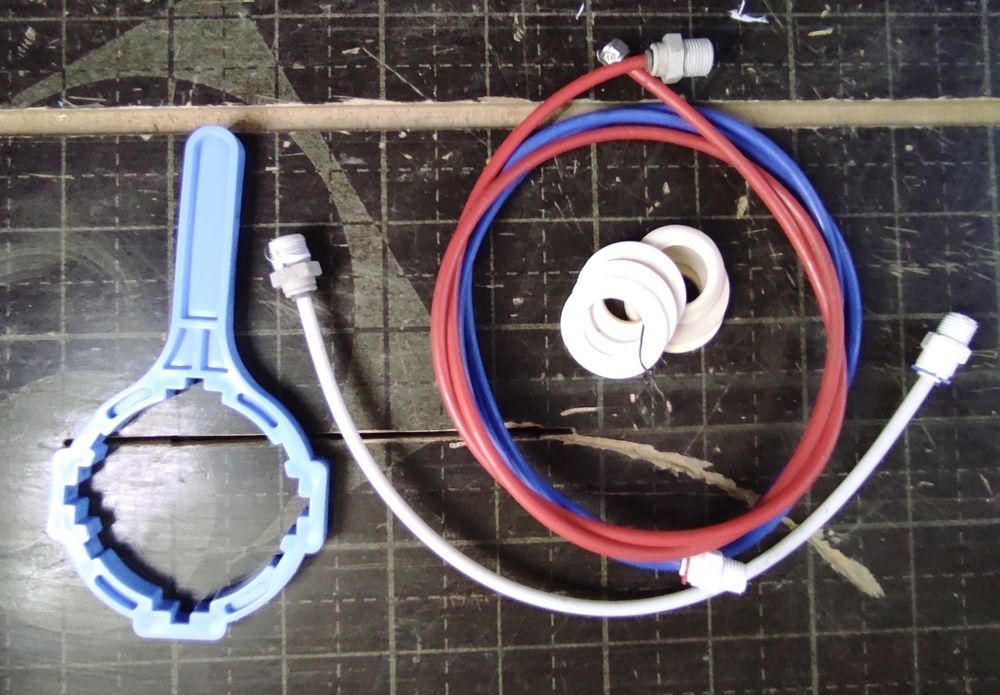 Продам фильтр для воды и раковину.