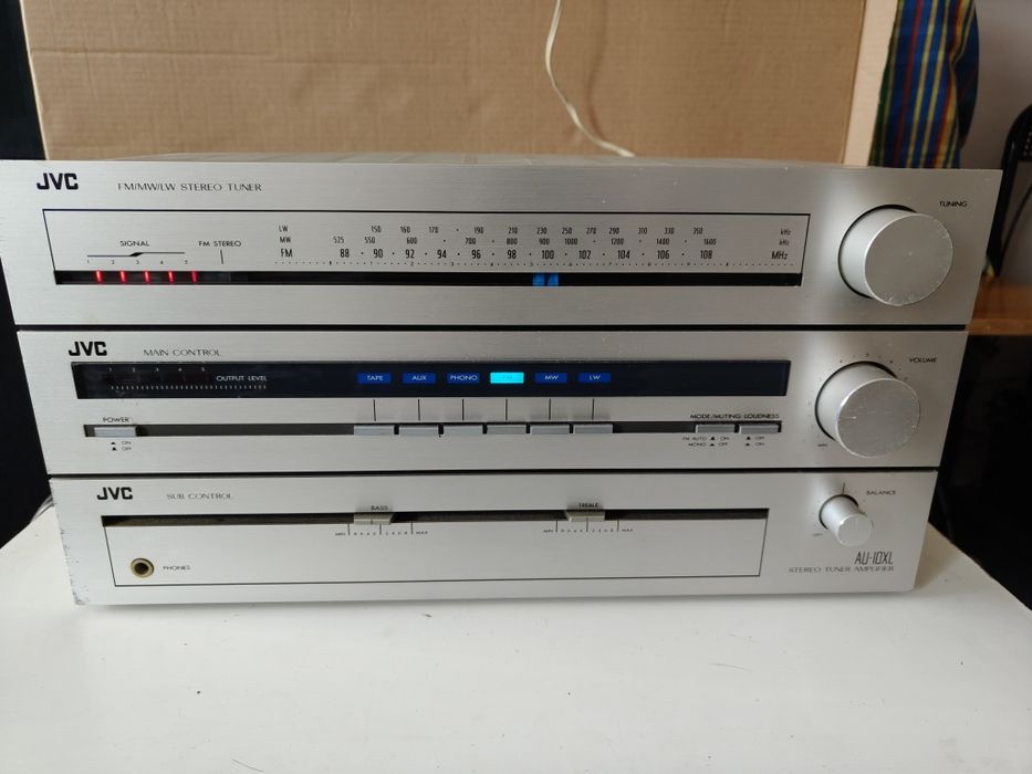 Amplituner JVC AU-10XL
