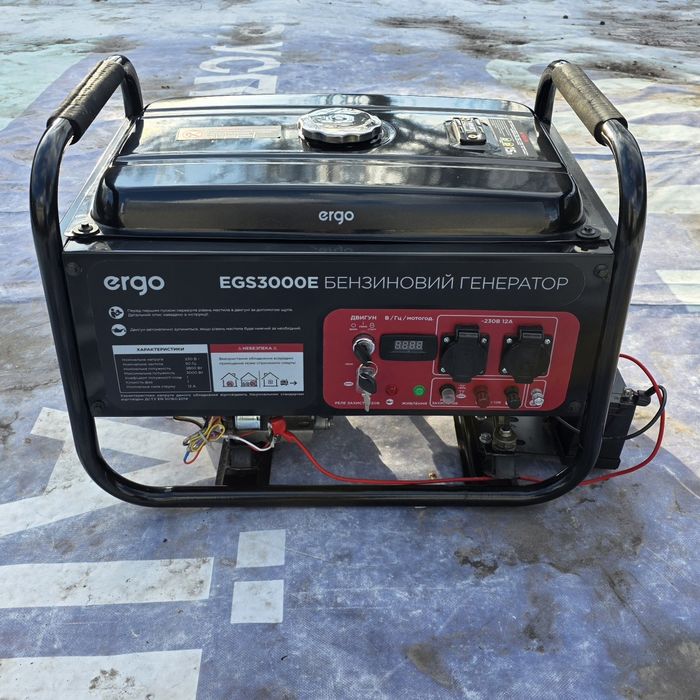 Генератор  ERGO EGS3000E