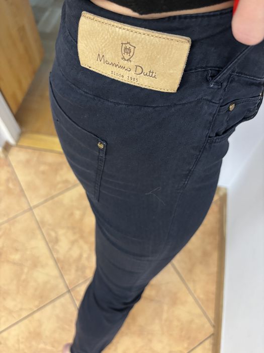 Massimo Dutti slim fit eleganckie spodnie materiałowe rurki
