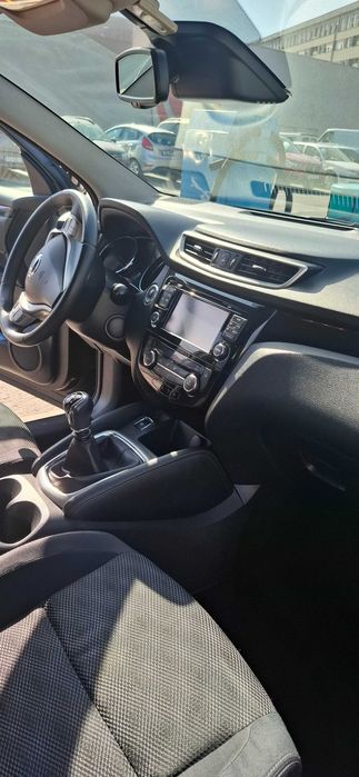 Carro Nissan Quaisqai
