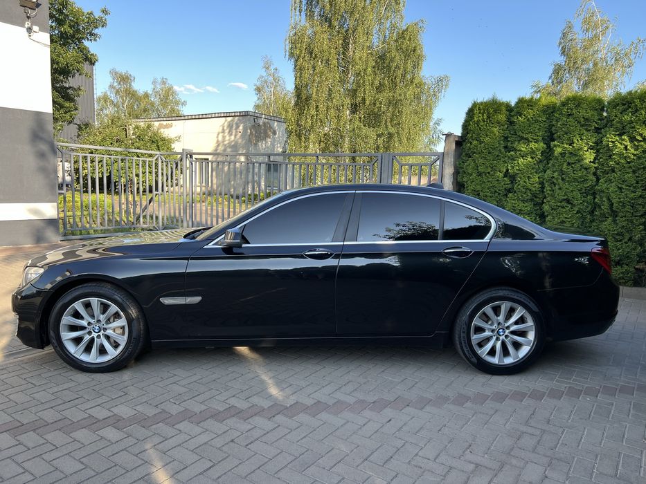 BMW 7 Series 2013