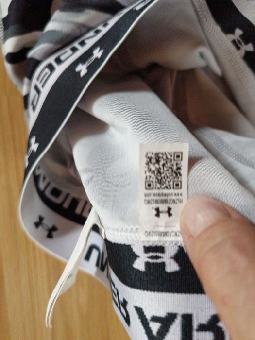 Трендові жіночі спортивні легінси, лосіни Under Armour