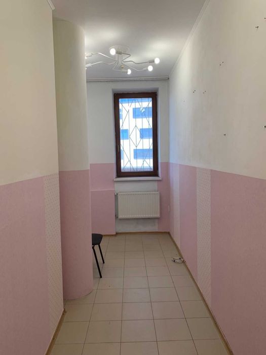 Продам нежитлове приміщення ул. Отакара Яроша,22 - Вид 4