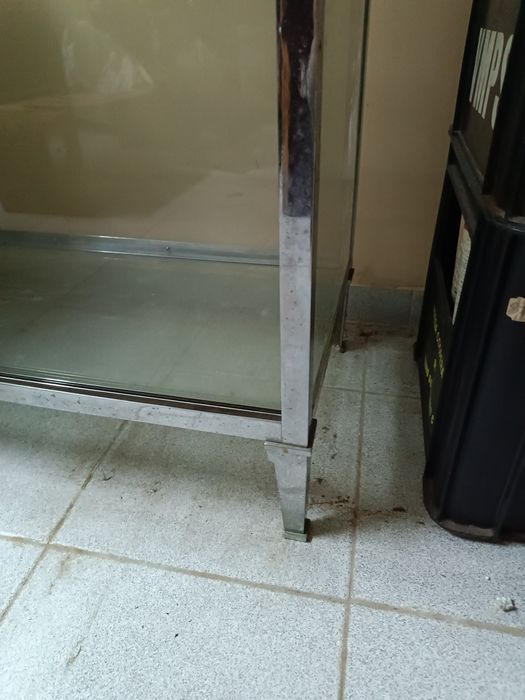 Vitrine Metal e vidro