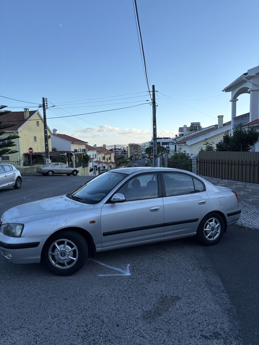 Huyndai Elantra — photo 3
