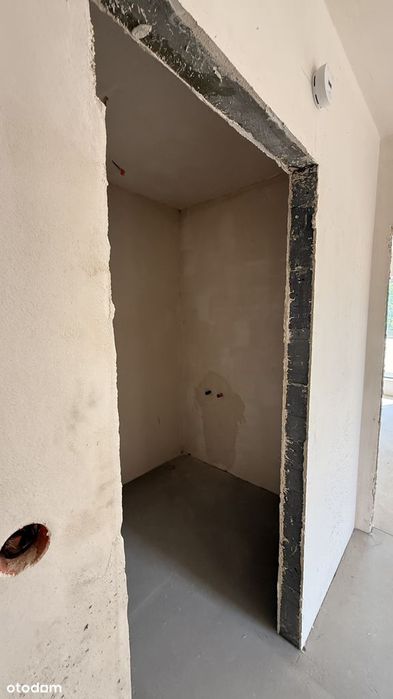 Ślesin blok nad jeziorem