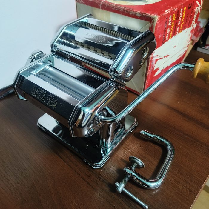 Локшинорізка тісторозкатка, ручна машинка для пасти і розкочування тіс