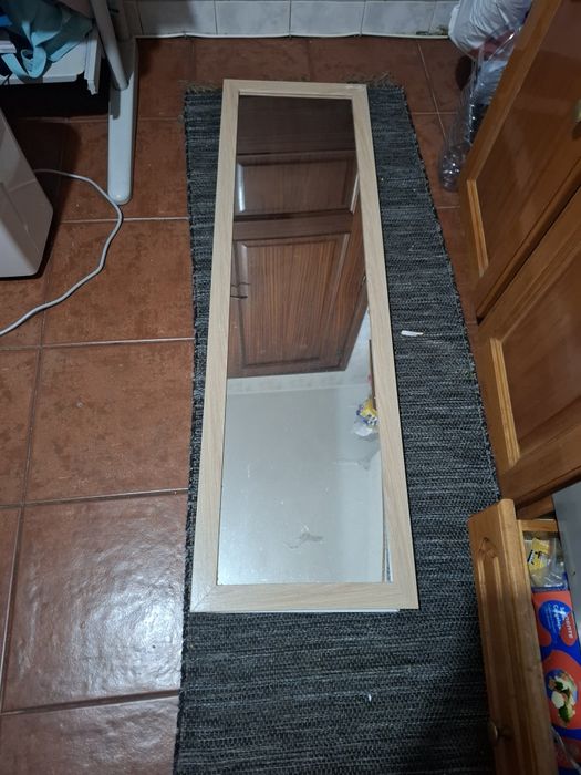 Espelho de pé para criança ou pessoas baixas