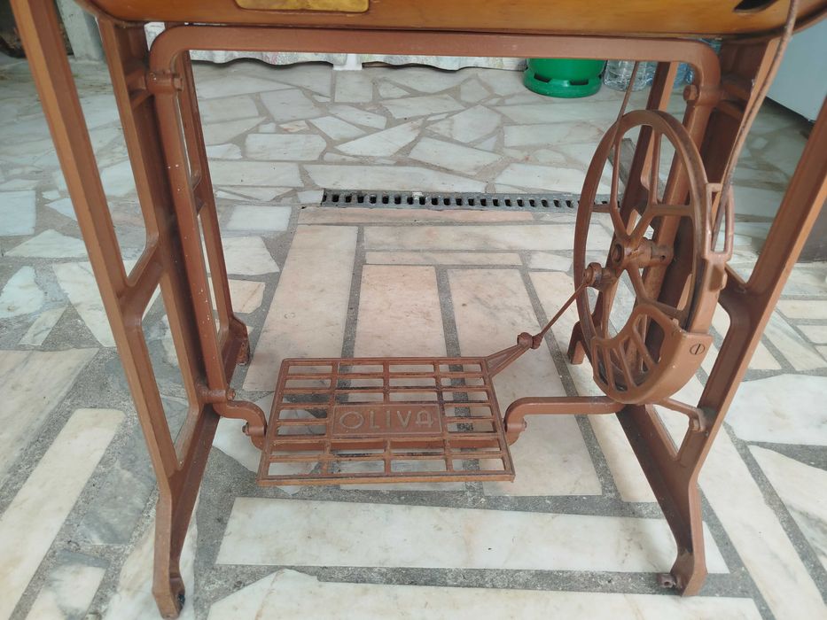Máquina de Costura Oliva CL 55