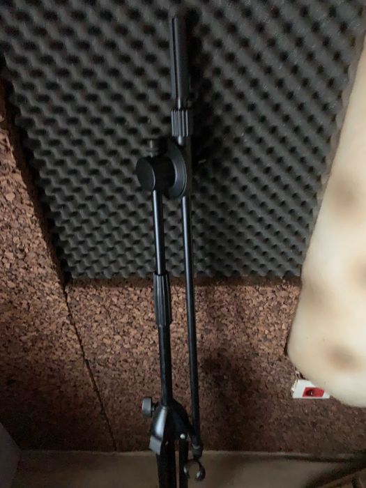 New XLR Microphone with Tripod64564406892161122