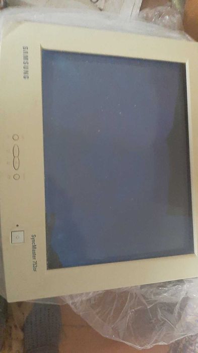 Продам монітор SyncMaster 753 df  робочий