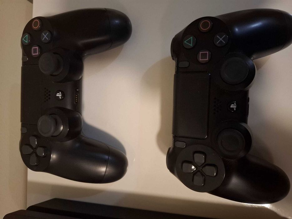 Ps4 500gb + 2 comandos