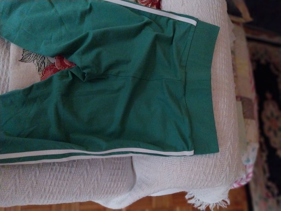 Spodnie firmy Adidas rozm.40/42