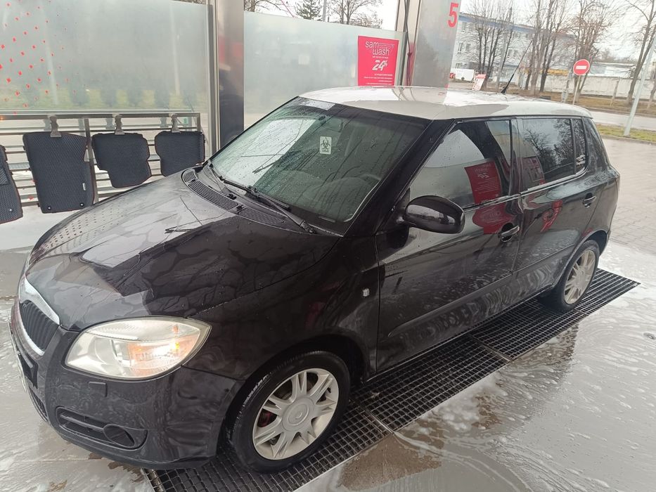 Авто в оренду під таксі чи доставку