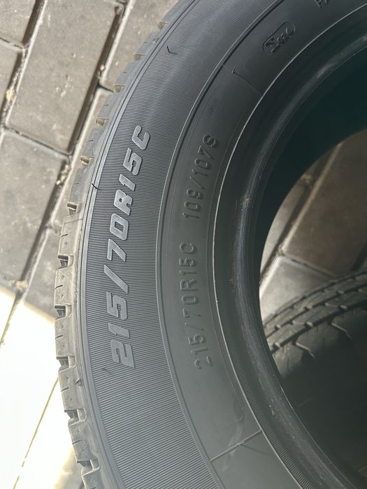 Opony 215/70/R15C