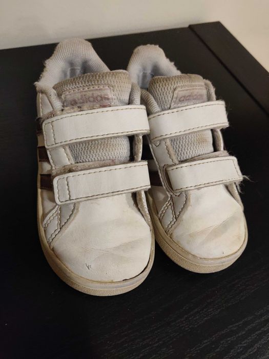 Adidas Sneakers, Size 22 – Heavily Worn!