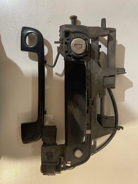 Ручка передней правой двери BMW E36