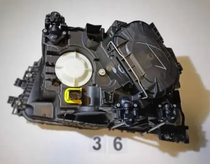 lampa lewa nowa oryginalna mercedes antos arocs