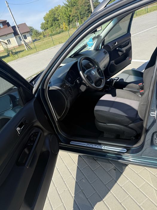 Volkswagen Golf lV