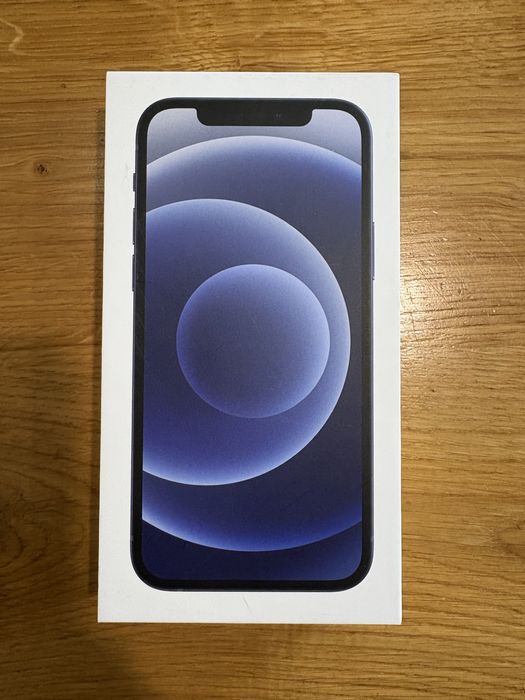 iPhone 12 64GB czarny, case w gratisie