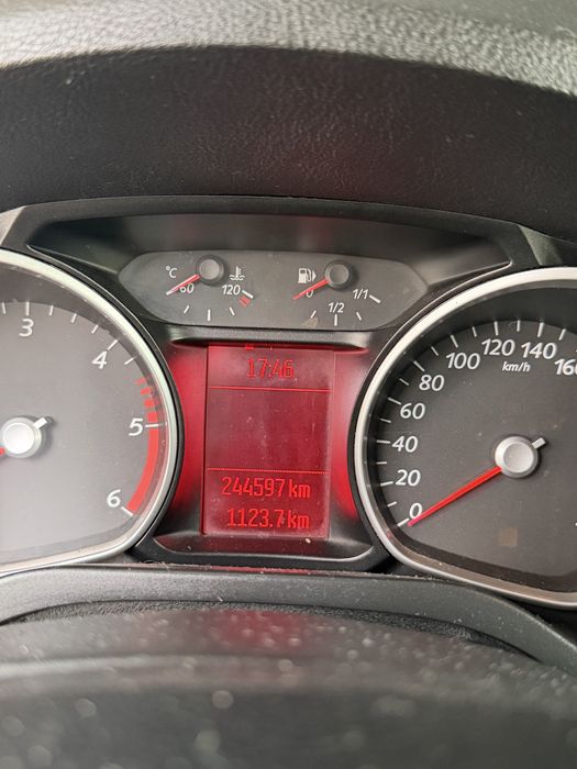 Ford S-Max 7 lugares 1.8 tdci Titanium foto 2
