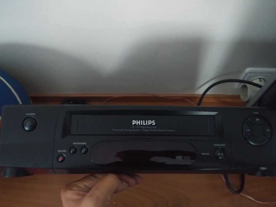 VHS Philips preto