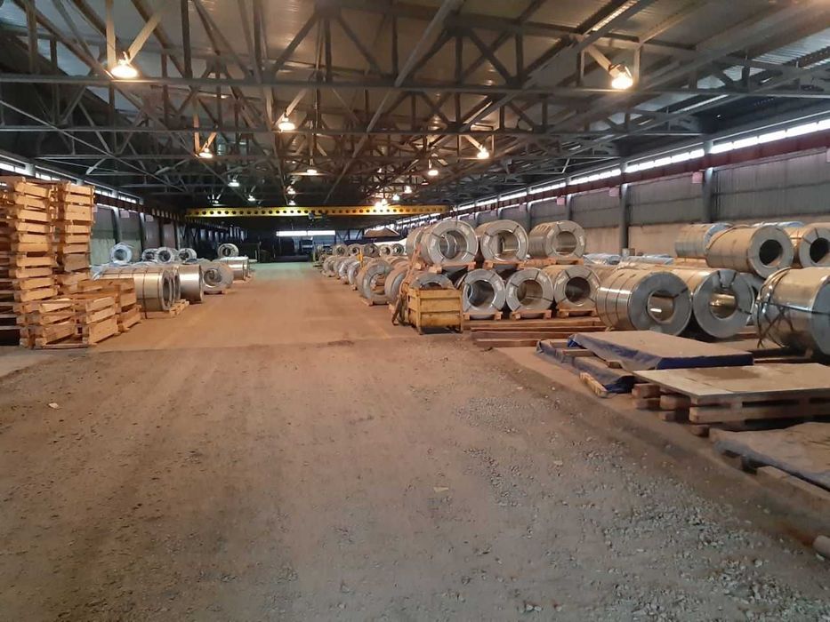 Сдам складское помещение  600м2. Правый берег