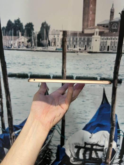 iPad 6th 2018 128gb 9.7 Rose Gold ідеал планшет з гарантією АКБ 93%