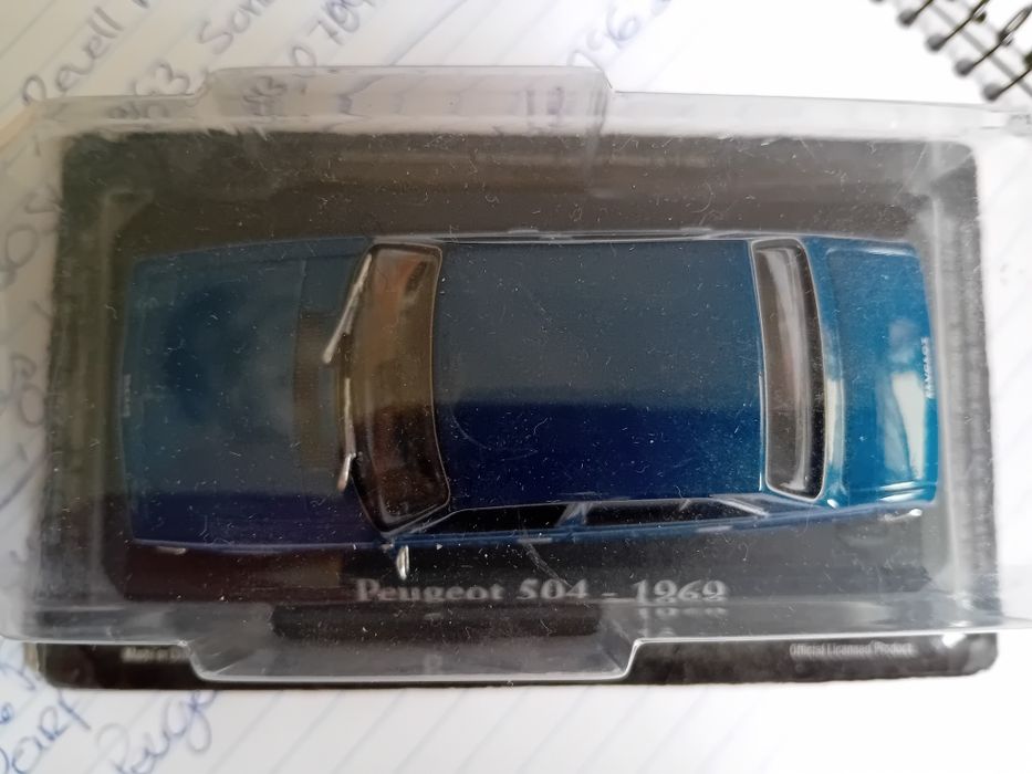 Carro miniatura 1969 Peugeot 504