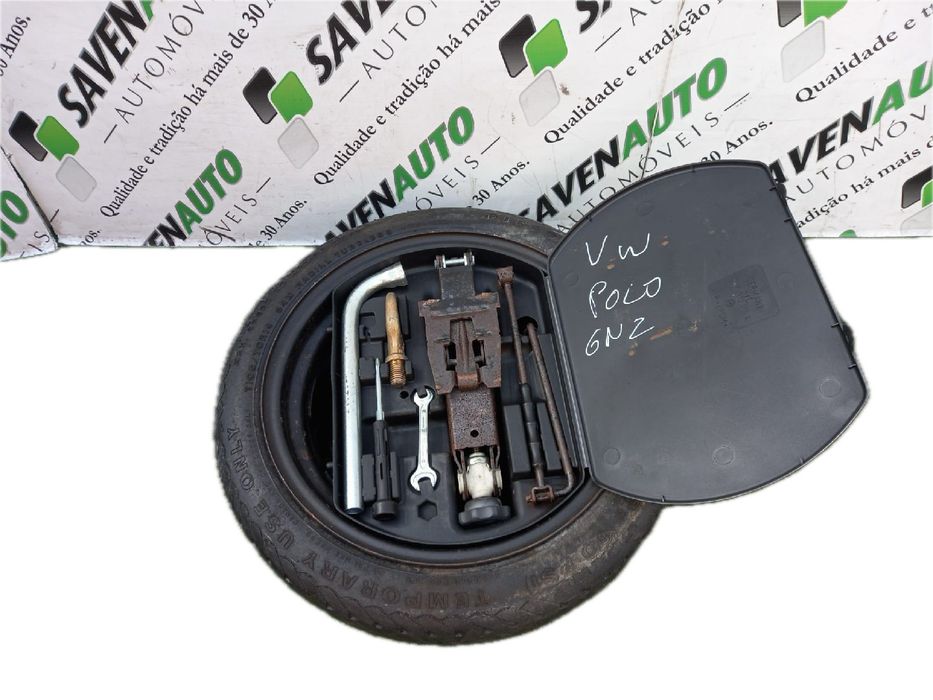 Pneu suplente VOLKSWAGEN Polo (6N)