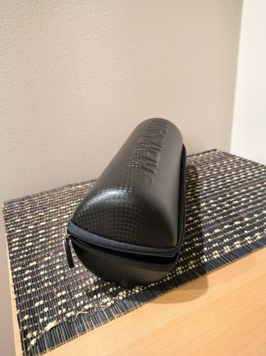 Etui sztywne na szczotkę fryzjerską  Polecam