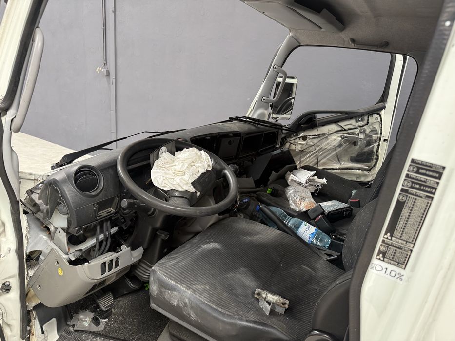Mitsubishi canter fuso