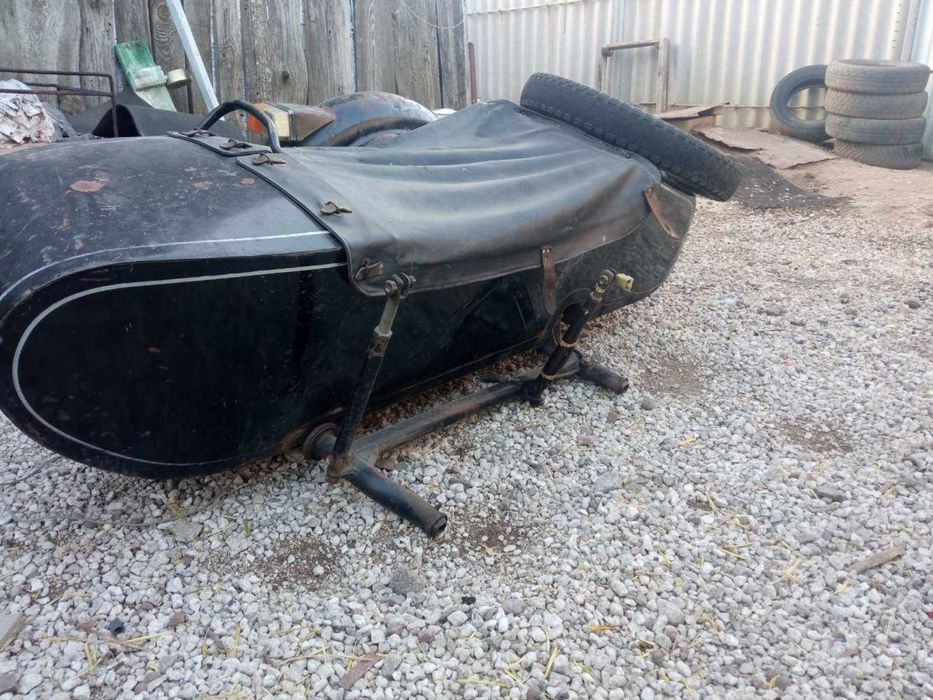 Мотошина і колеса