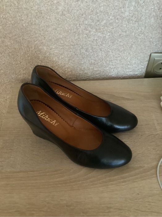 Шикарные женские туфли натуральная кожа, р. 37, 24 см