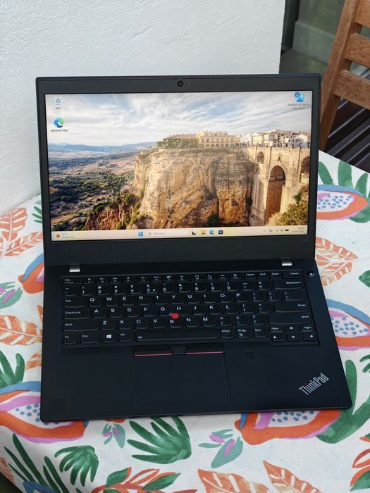 Lenovo ThinkPad L14 Gen 1 i5-10generacji 8GB, 128GB, ładowarka, bardzo ładny stan, bateria 3-4 godziny